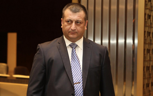 Zaur Axundov ev dustağı oldu