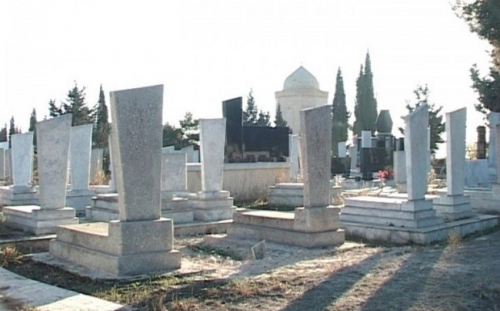 Sumqayıt qəbirstanlığında məzar yerləri 2000 manata satılır? - 