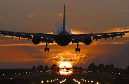 Aviaşirkətlər Yaxın Şərqdəki eskalasiyaya görə 1,6 milyard itirdi 