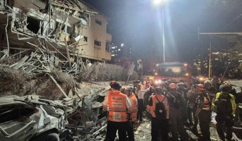 İran Təl-Əvivi kaset başlıqlı raketlərlə vurub, ölənlər var