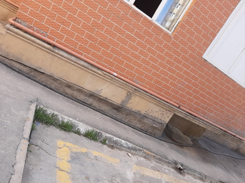 “Qobu Park”ın binaları əyilir - 