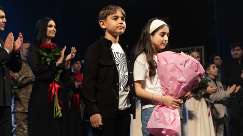 Veysəloğlu Şirkətlər Qrupunun dəstəyi ilə Aprel döyüşlərinin 10-cu ildönümünə həsr edilən "Zəfər Yolu" layihəsinin təqdimatı keçirildi