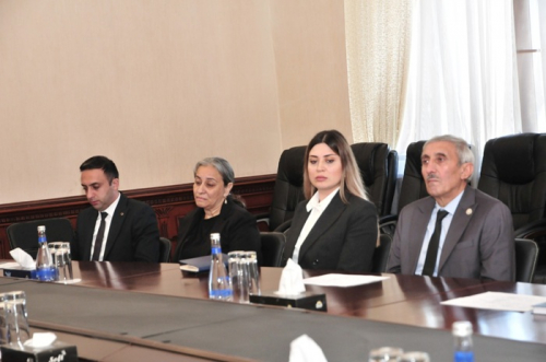Abşeronda Aprel şəhidlərinin ailələri ilə görüş keçirildi -  