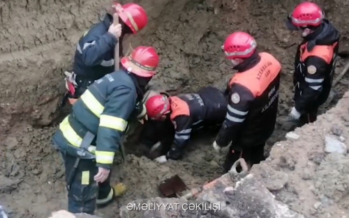 Qaradağda torpaq çökdü, iki nəfər dağıntılar altında qaldı -  