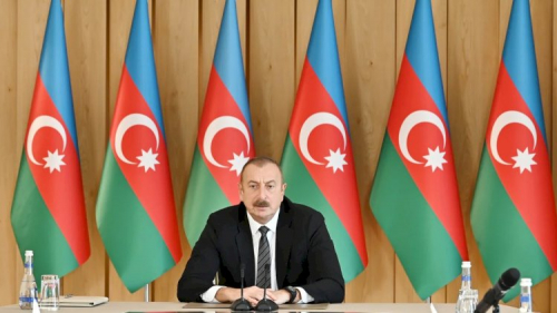 İlham Əliyev liderləri