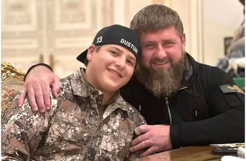 Kadırovun oğluna müharibədə iştirakına görə medal verildi