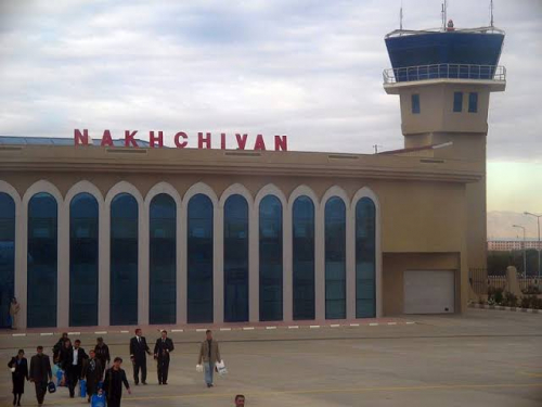 Gəncə aeroportunun direktoru vəzifəsindən azad olundu