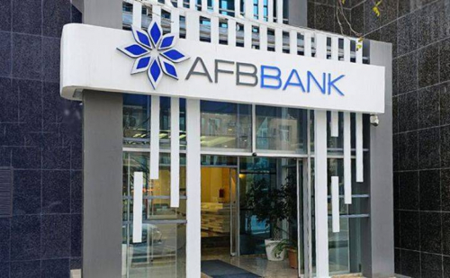 “AFB Bank”ın eks-filial müdiri 12 min “otkat” alıb