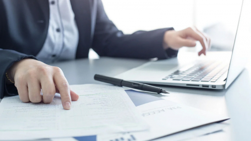 "İntaş Construction and Solutions"un bank hesabına həbs qoyuldu