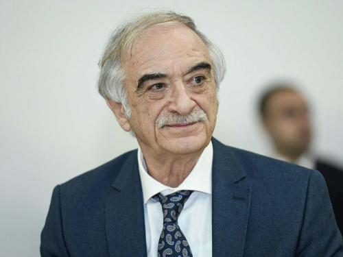 81 yaşlı Polad Bülbüloğlu boşanıb, yenidən evlənib