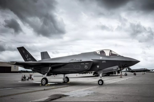 Avstraliya F-35 hissələrinin səhvən Honq-Konqa göndərildiyini təsdiqləyib