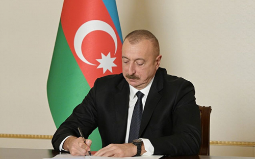 Prezident əfv Sərəncamı imzaladı -